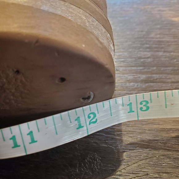 Size 12/13 Wolverine Boots Oil Resistant - Picture 10 of 11